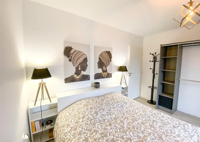 La Casa Moderna — Quiet, Modern * Caen